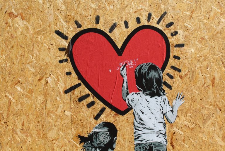 murals, heart, children-1382202.jpg